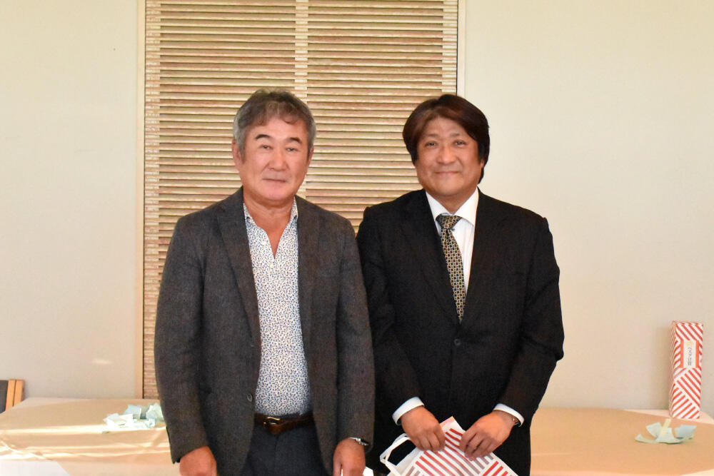 藤田製作所の藤田社長（写真右）.jpg